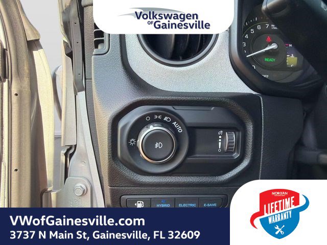 Used 2024 Jeep Wrangler Unlimited w/ Convenience Group AWD/4WD image 28