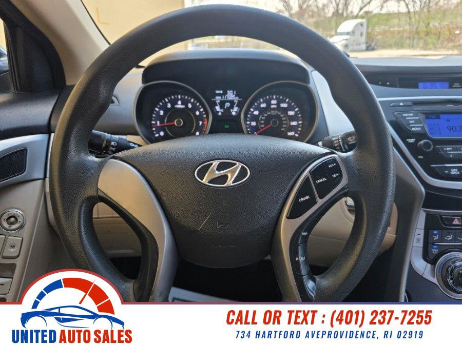 Used 2013 Hyundai Elantra GLS FWD image 15