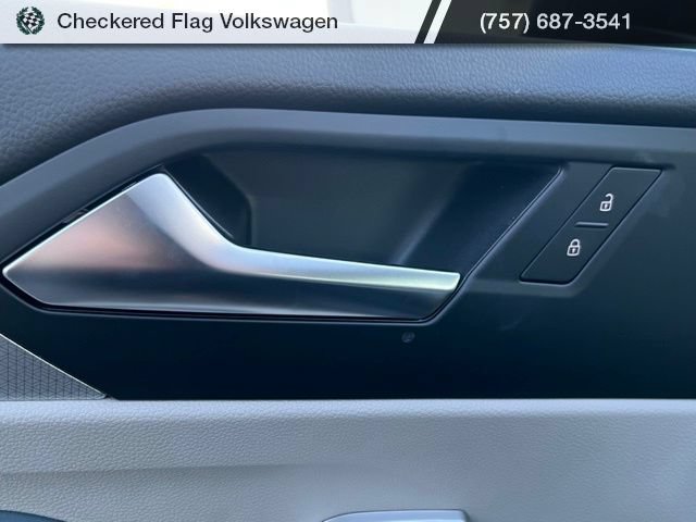 New 2026 Volkswagen Jetta SE FWD image 13