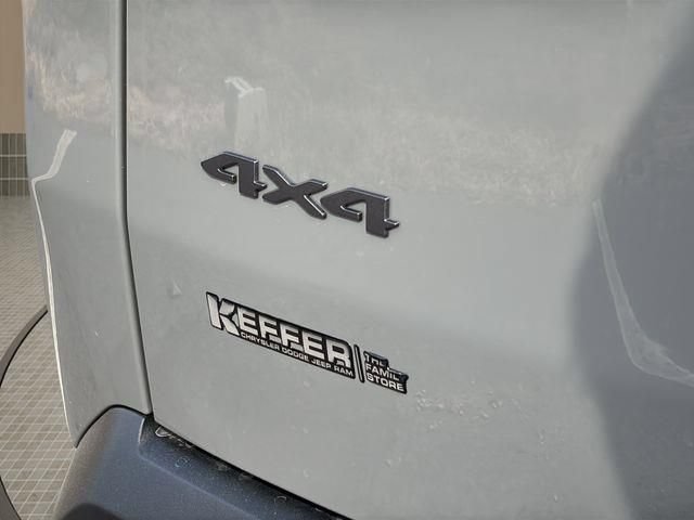 New 2026 Jeep Cherokee Laredo AWD/4WD image 14