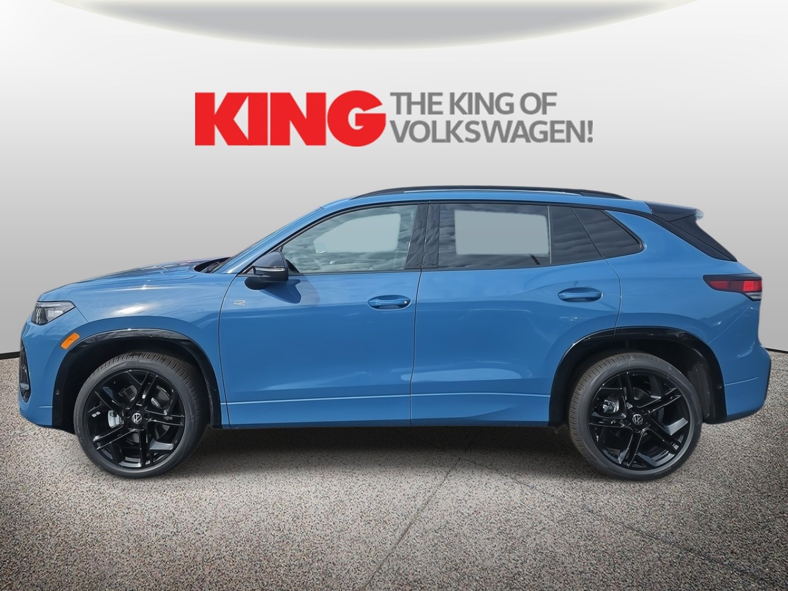 New 2026 Volkswagen Tiguan SE R-Line image 7