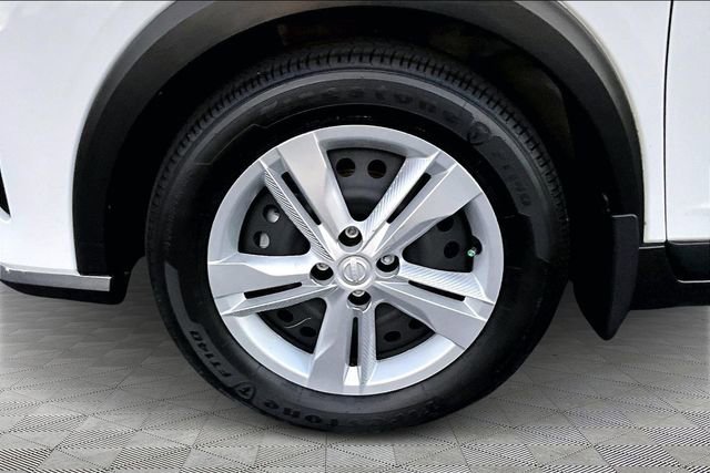 Used 2024 Nissan Kicks S image 22