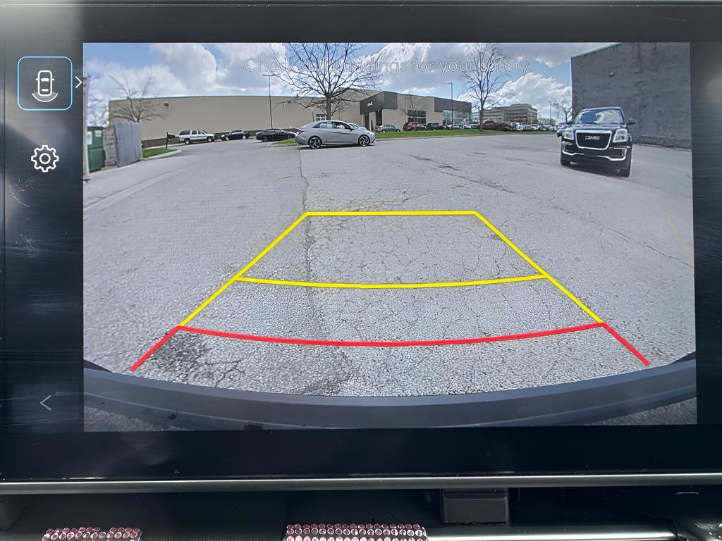 Used 2025 Hyundai Kona SEL image 27