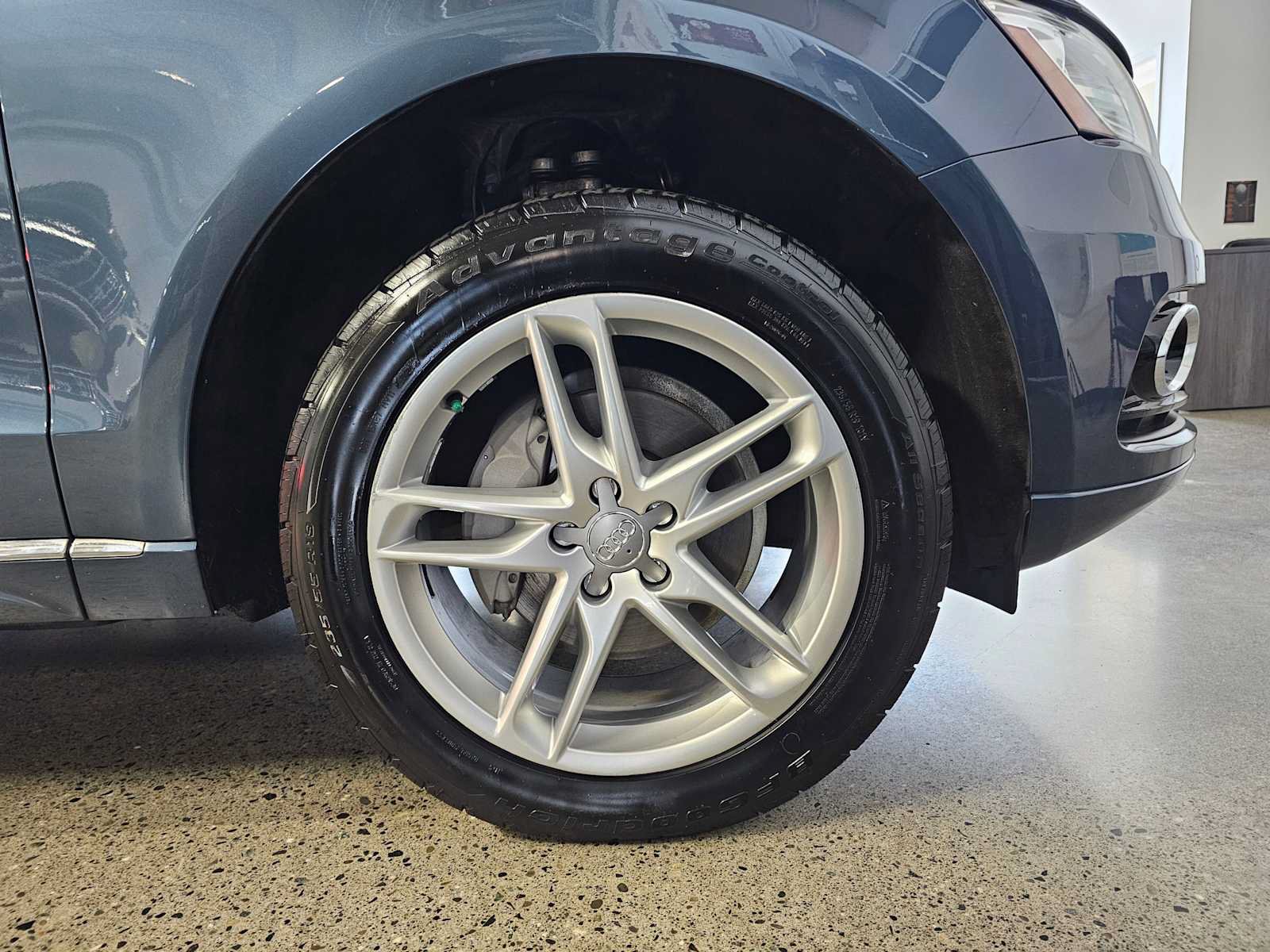 Used 2016 Audi Q5 2.0T Premium Plus w/ Technology Package AWD/4WD image 9