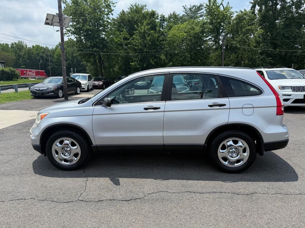 Used 2011 Honda CR-V LX image 4