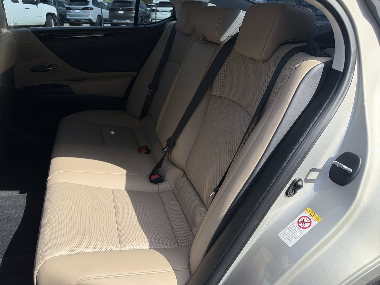 Used 2019 Lexus ES 350 w/ Premium Package FWD image 30
