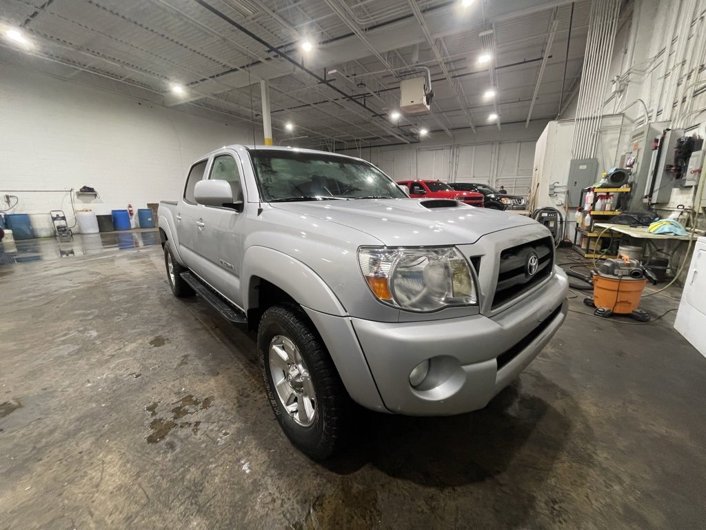 Used 2005 Toyota Tacoma 4x4 Double Cab image 3