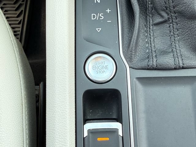 Used 2019 Volkswagen Atlas SE FWD image 21