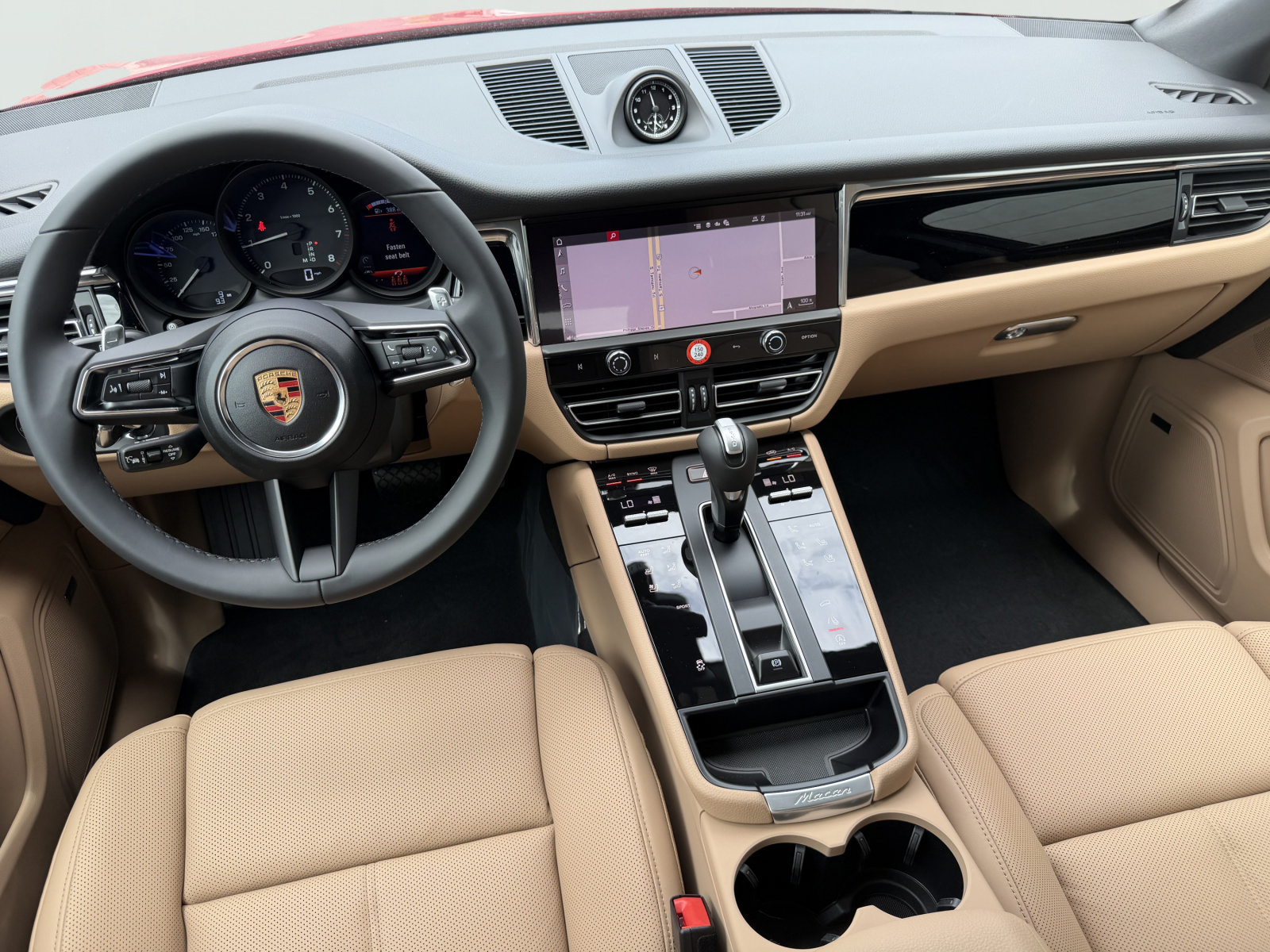 New 2026 Porsche Macan AWD/4WD image 17