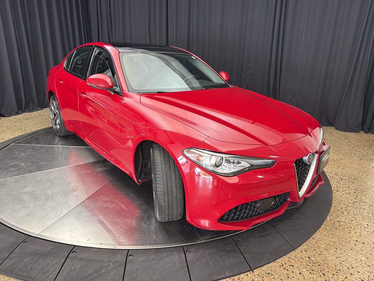 Used 2019 Alfa Romeo Giulia Ti Sport w/ Quick Order Package 22S Sport image 14