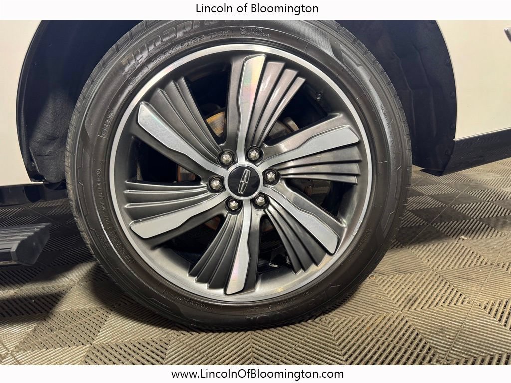 Used 2019 Lincoln Navigator Reserve AWD/4WD image 25
