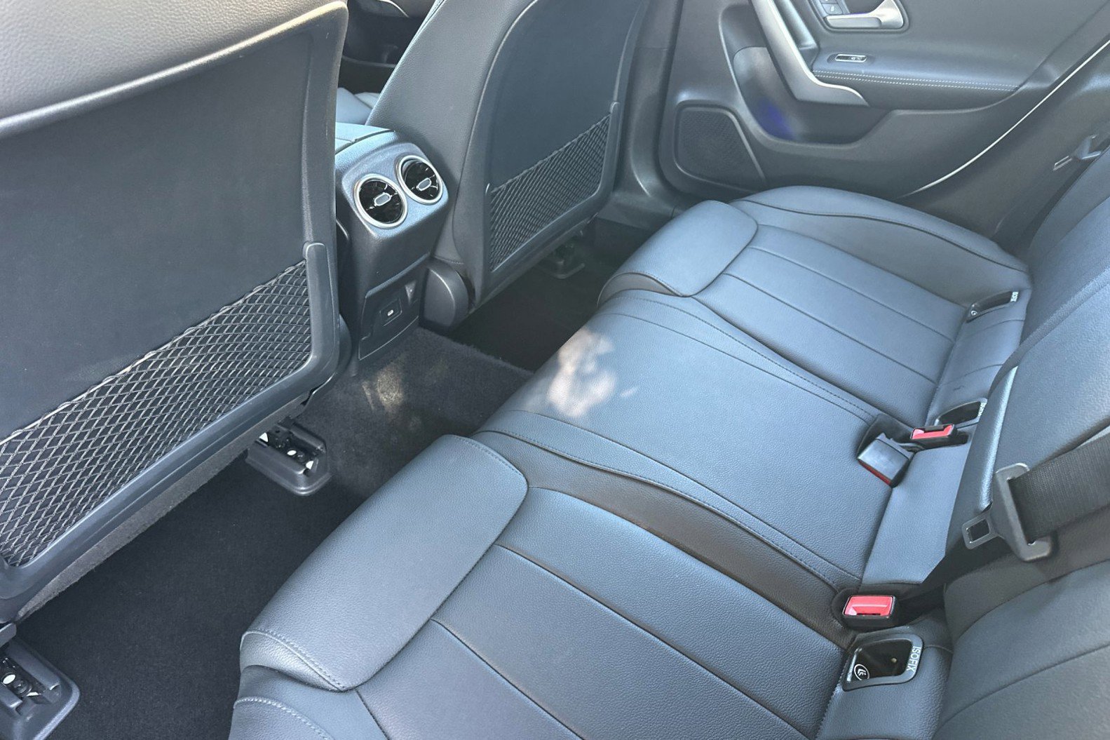 Used 2025 Mercedes-Benz CLA 250 image 12