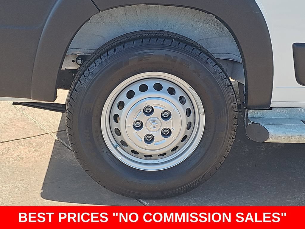 Used 2025 RAM ProMaster 2500 w/ U-Haul Equipment Group FWD image 36