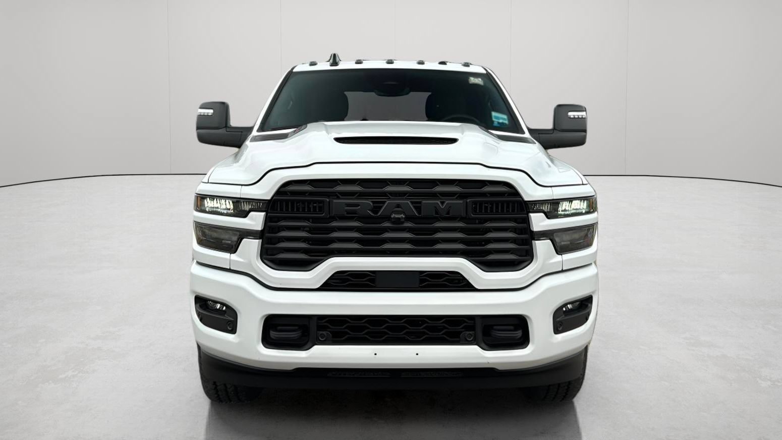 New 2026 RAM 2500 Tradesman AWD/4WD image 11