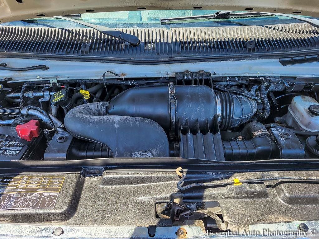 Used 2011 Ford E-350 and Econoline 350 XLT RWD image 21