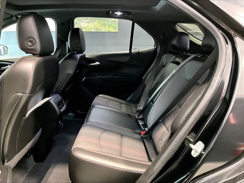Used 2022 Chevrolet Equinox RS image 23