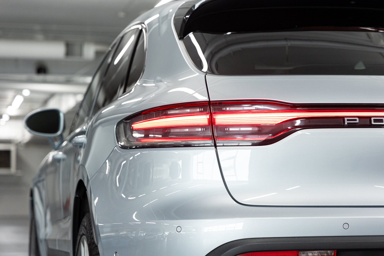 Used 2022 Porsche Macan S w/ Premium Package Plus AWD/4WD image 18