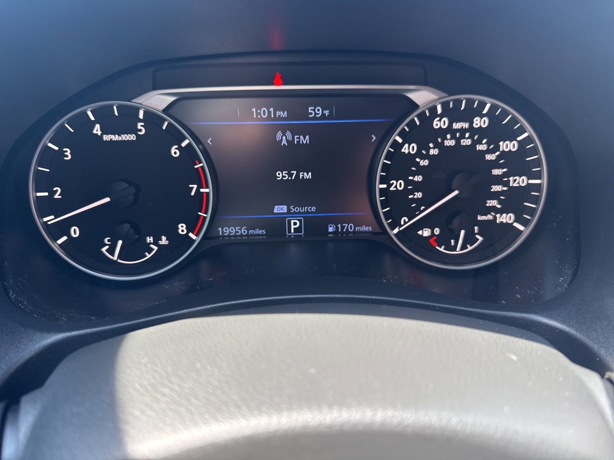 Used 2023 Nissan Altima 2.5 SR w/ SR Premium Package image 27