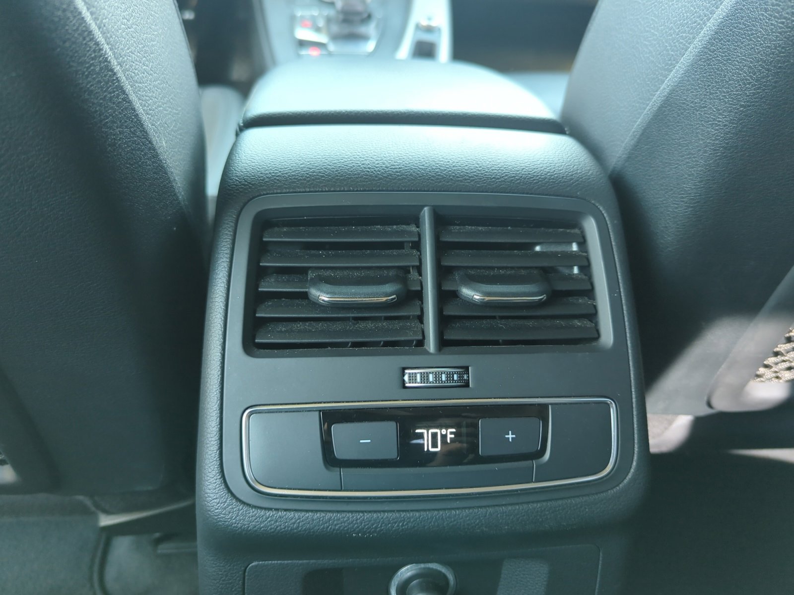 Used 2017 Audi A4 2.0T Ultra Premium w/ Convenience Package image 30