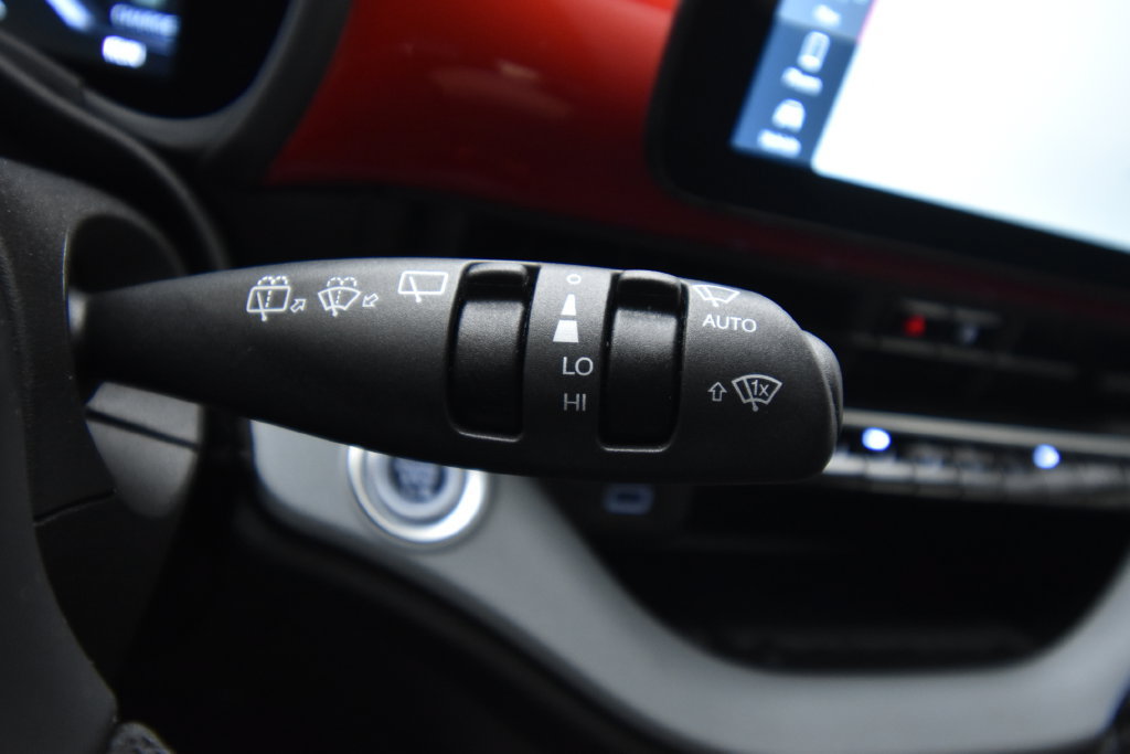 Used 2024 FIAT 500 e (RED) FWD image 30