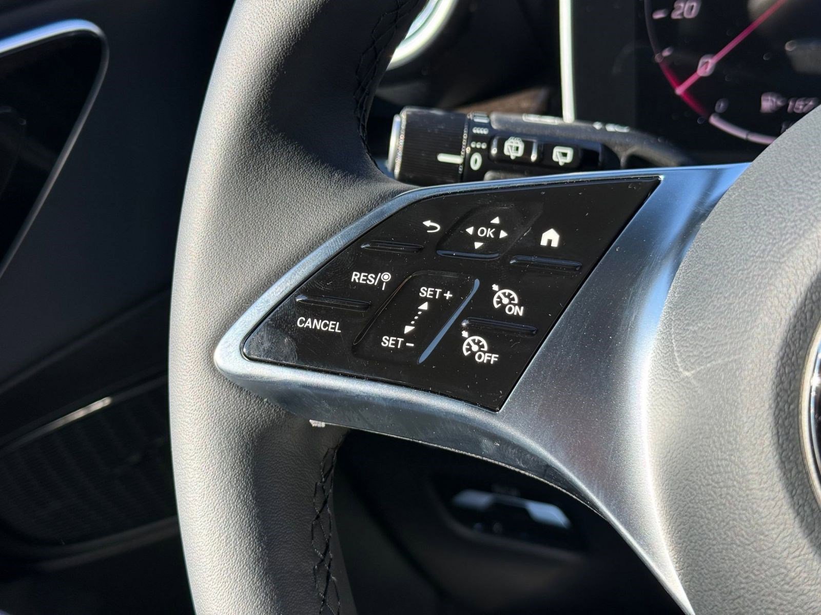 New 2026 Mercedes-Benz GLC 300 image 14