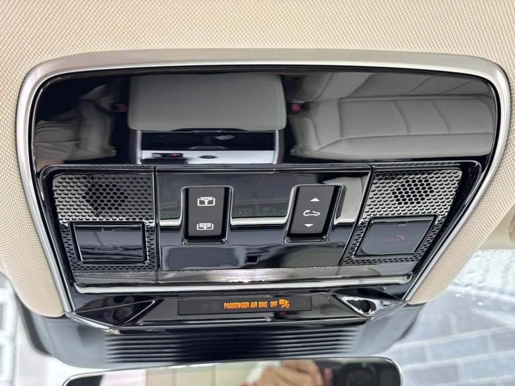 New 2026 Land Rover Range Rover SE AWD/4WD image 24