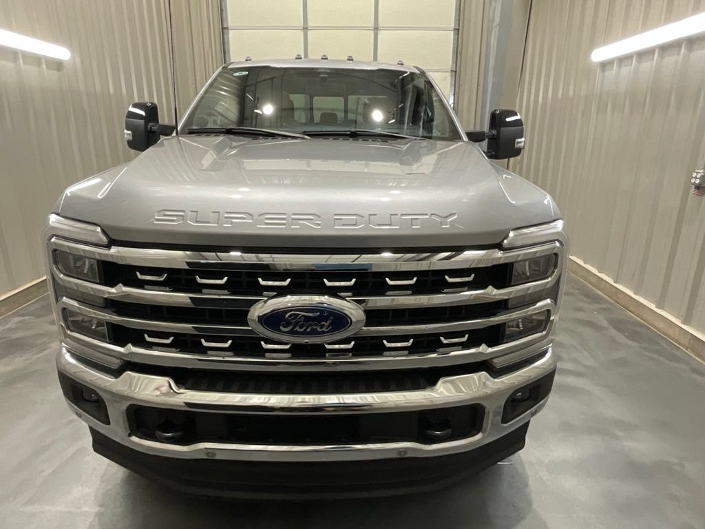 Used 2024 Ford F250 Lariat w/ Lariat Ultimate Package AWD/4WD image 5