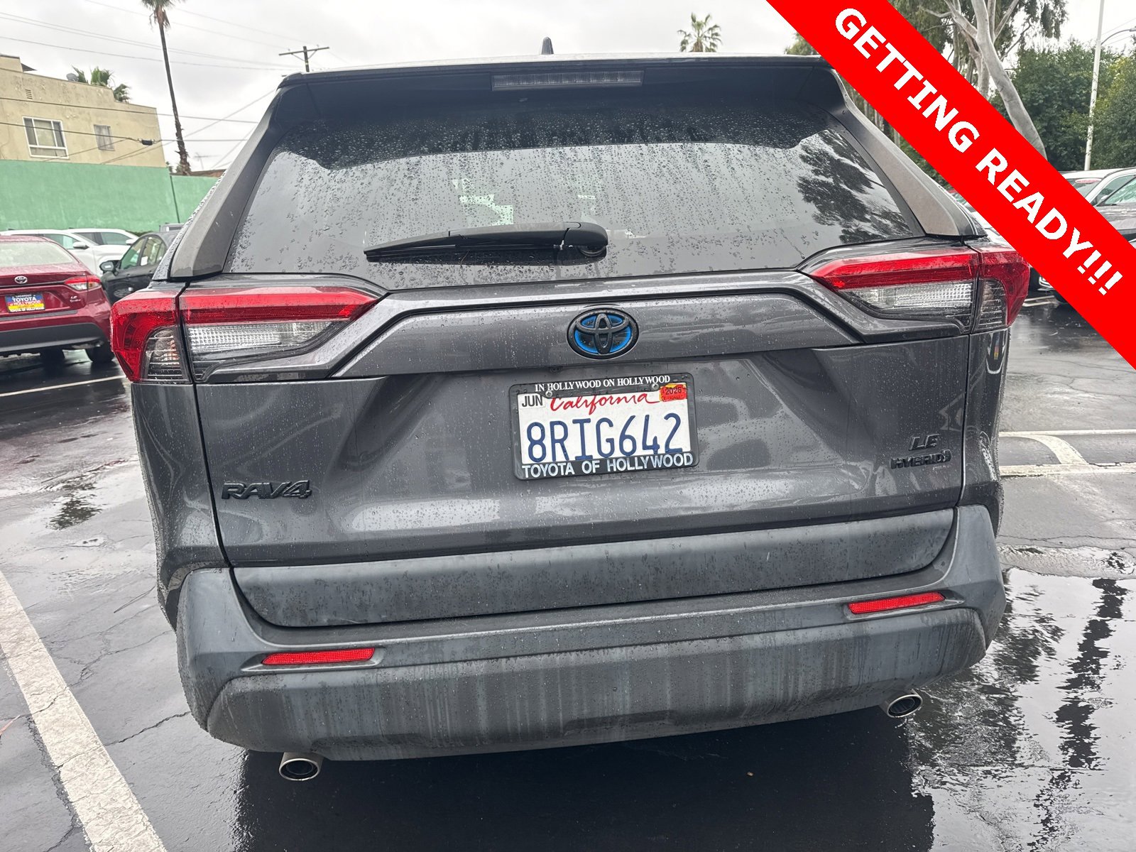 Used 2020 Toyota RAV4 LE image 5