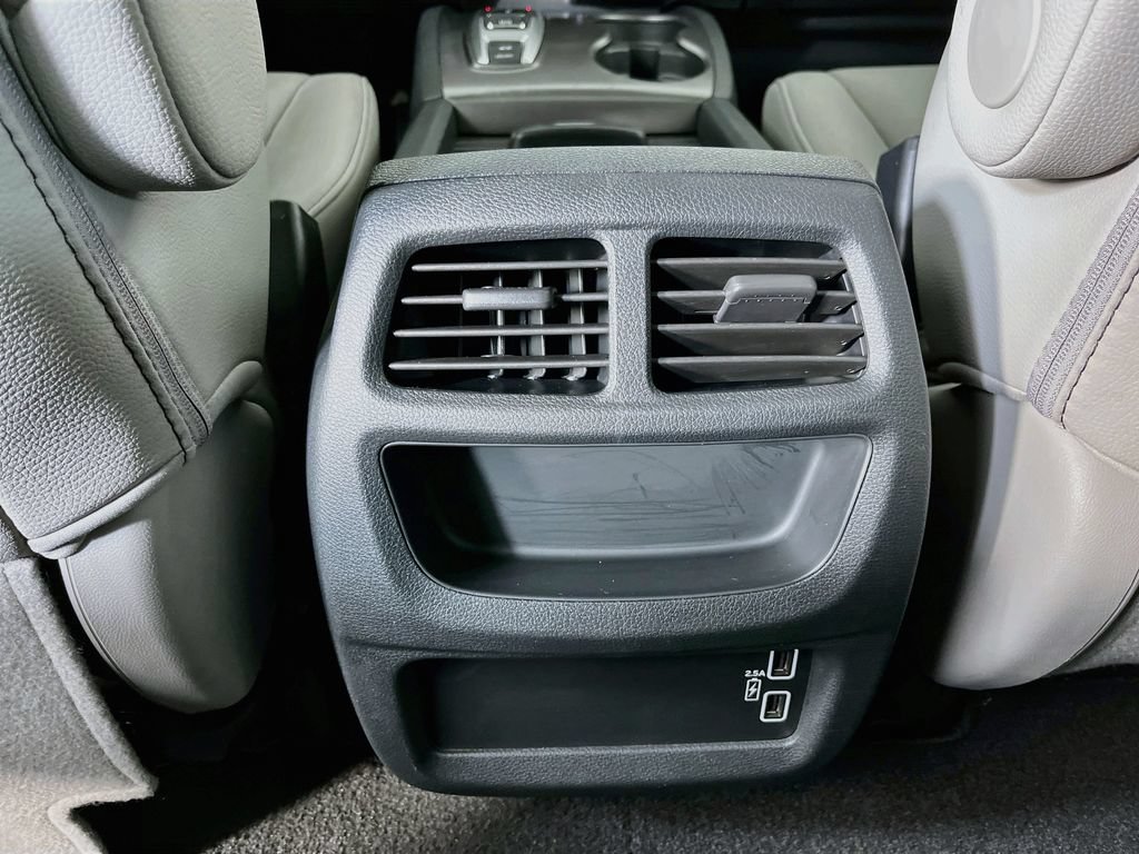 Used 2023 Honda Passport EX-L image 31