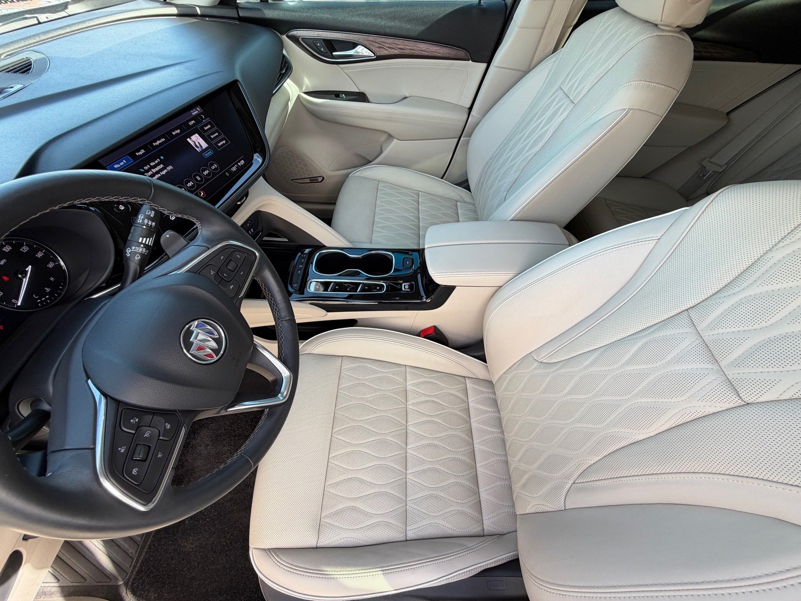 Used 2021 Buick Envision Avenir w/ Technology Package II FWD image 15
