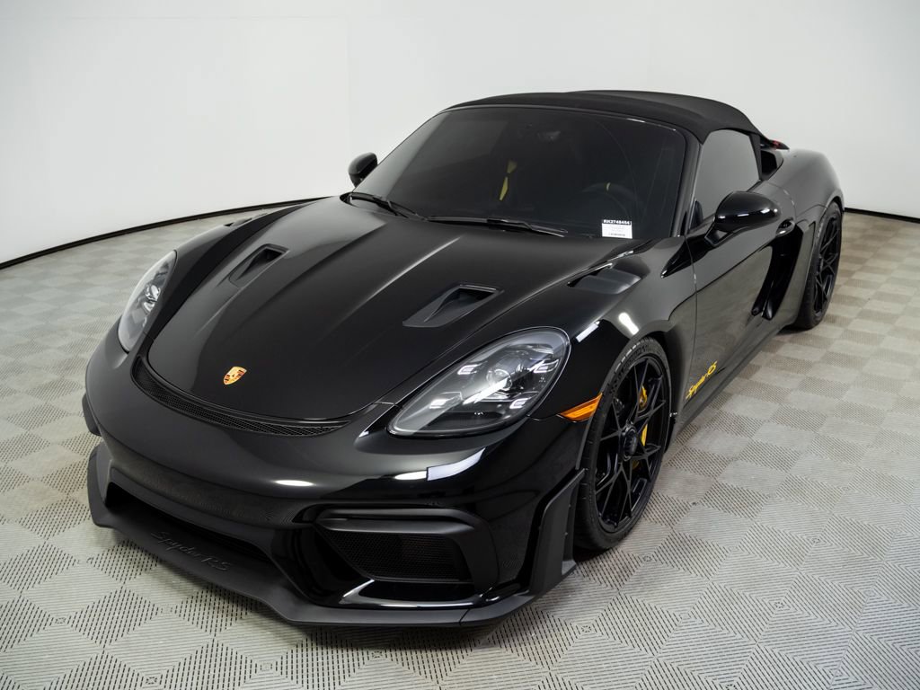 Certified 2025 Porsche 718 Boxster Spyder RS RWD image 30