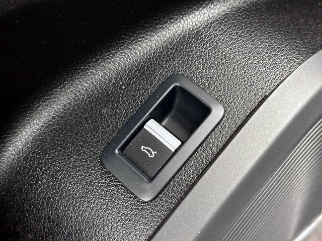 Used 2023 Audi SQ5 Premium Plus w/ Premium Plus Package AWD/4WD image 18