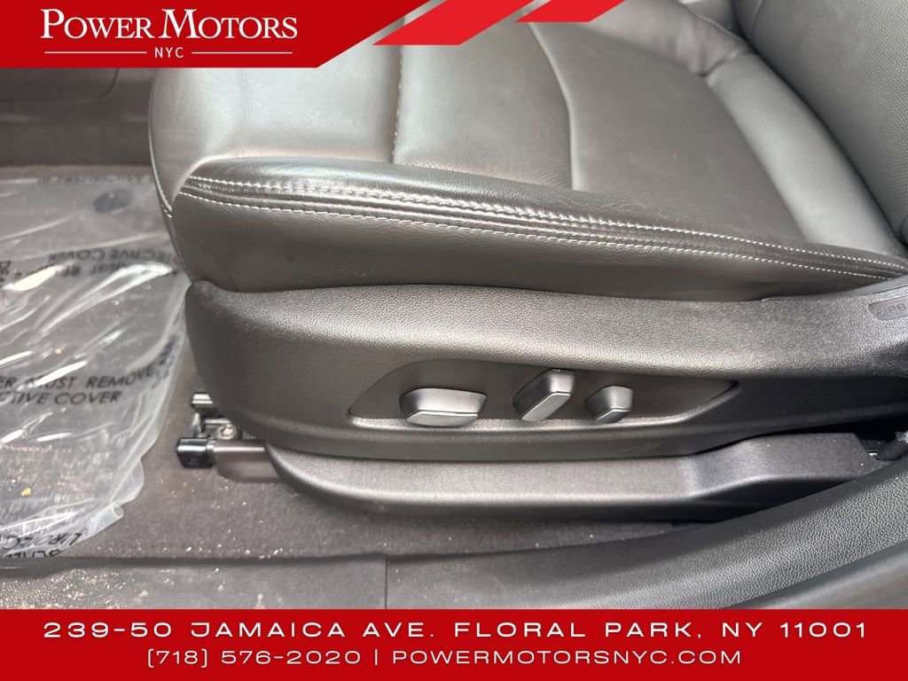 Used 2024 Cadillac XT6 Premium Luxury w/ LPO, Floor Liner Package image 33