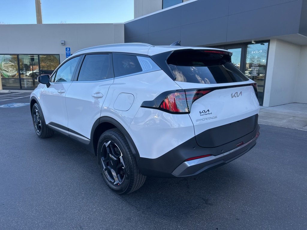 New 2026 Kia Sportage EX image 8