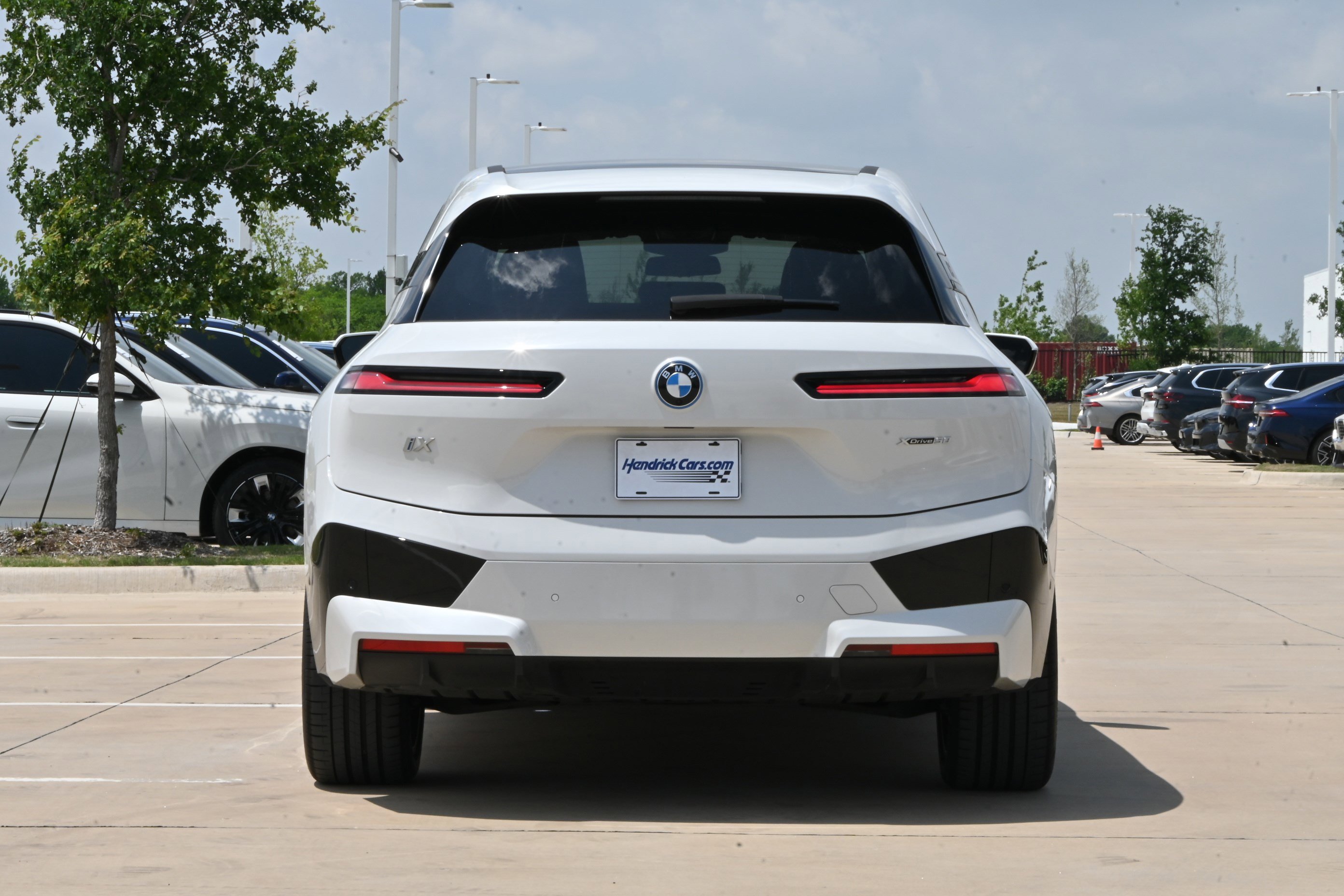 Certified 2024 BMW iX xDrive50 w/ Sport Package AWD/4WD image 8
