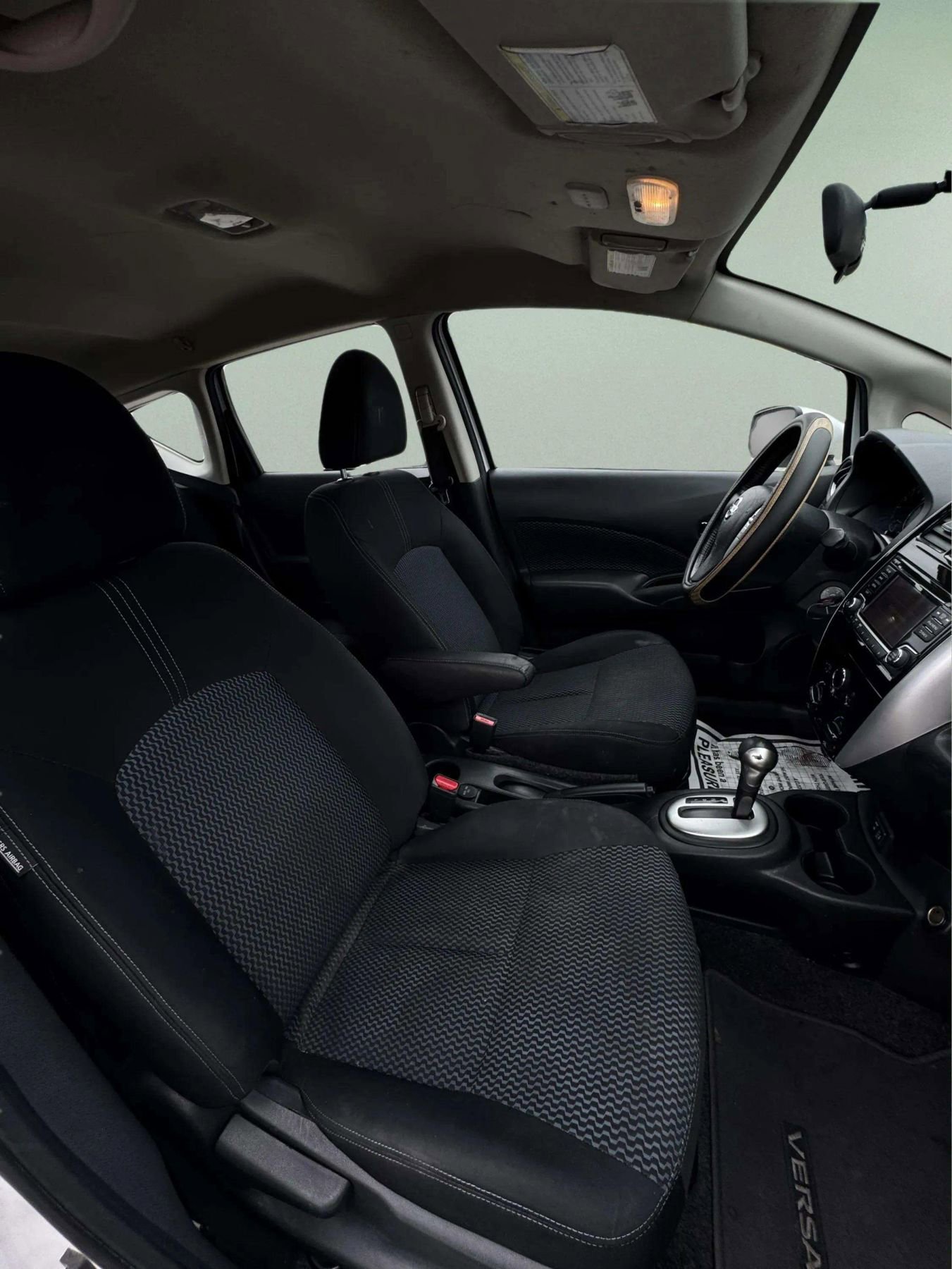 Used 2018 Nissan Versa Note SV image 9