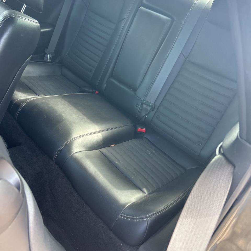 Used 2012 Dodge Challenger SXT Plus image 20