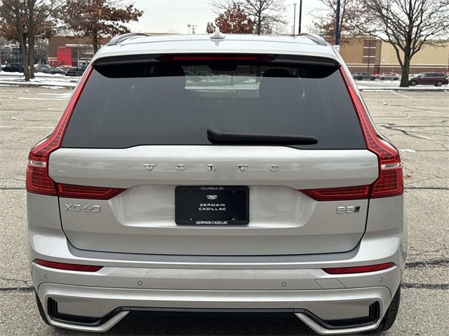 Used 2024 Volvo XC60 B5 Core image 4