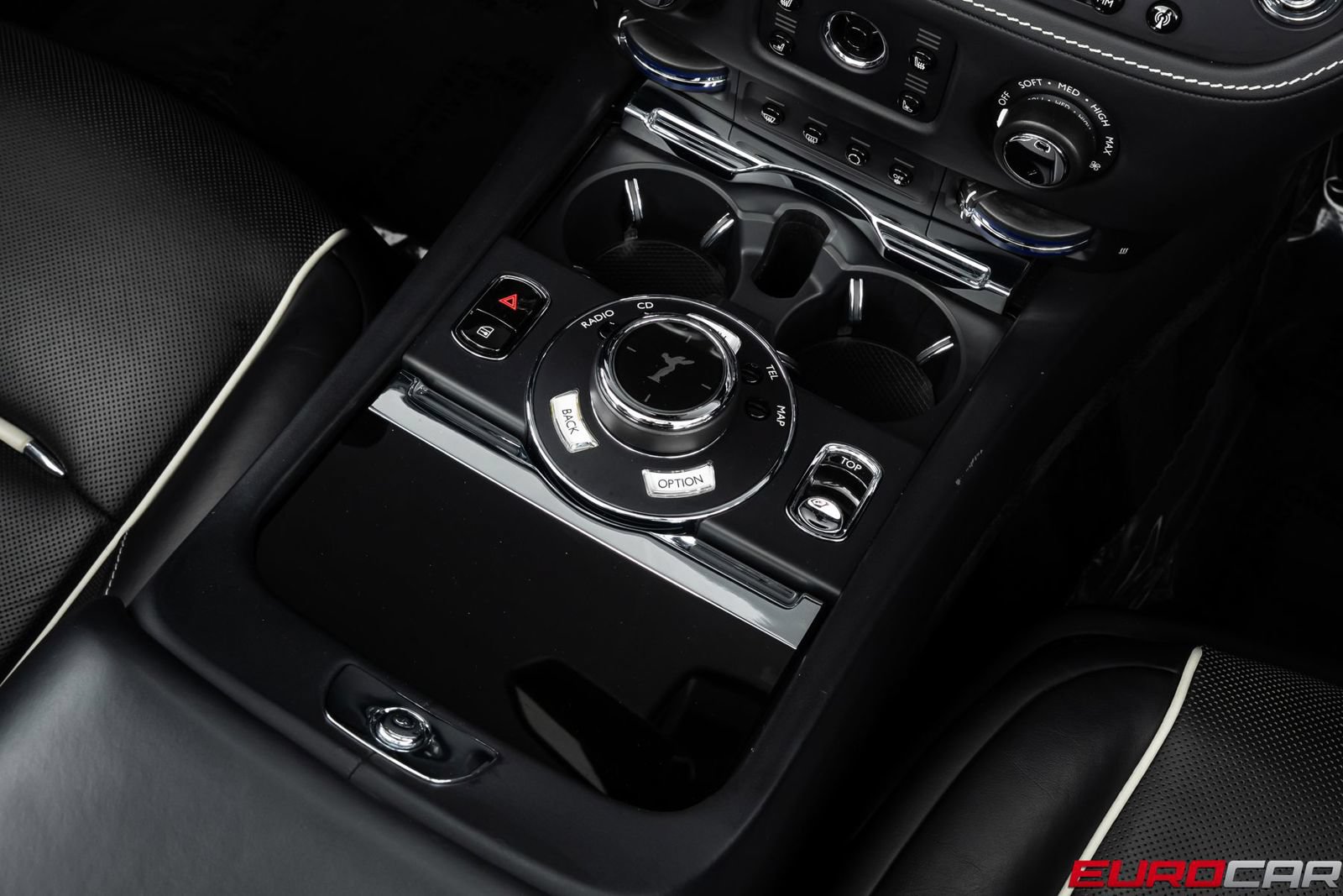 Used 2017 Rolls-Royce Dawn RWD image 31