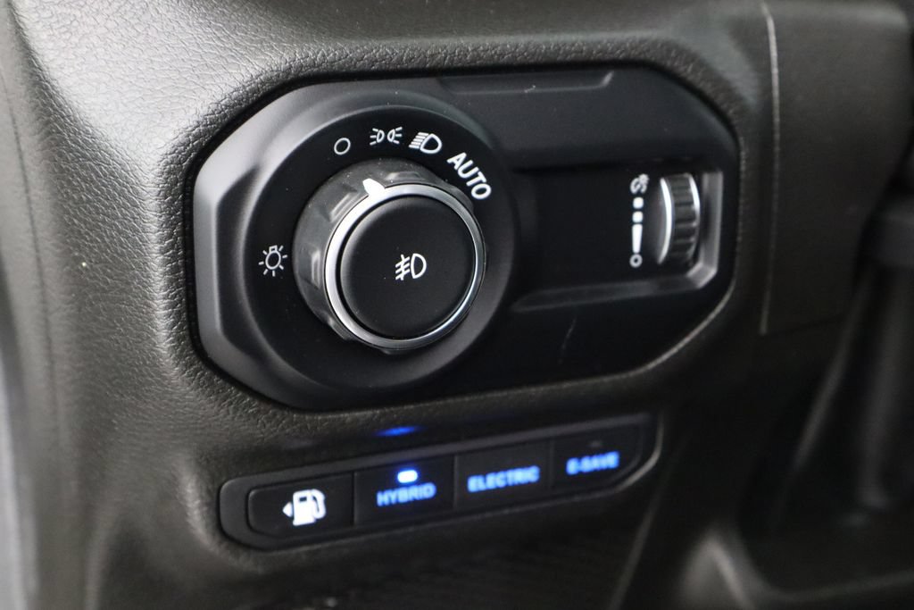 Used 2023 Jeep Wrangler Unlimited Rubicon 4xe AWD/4WD image 23