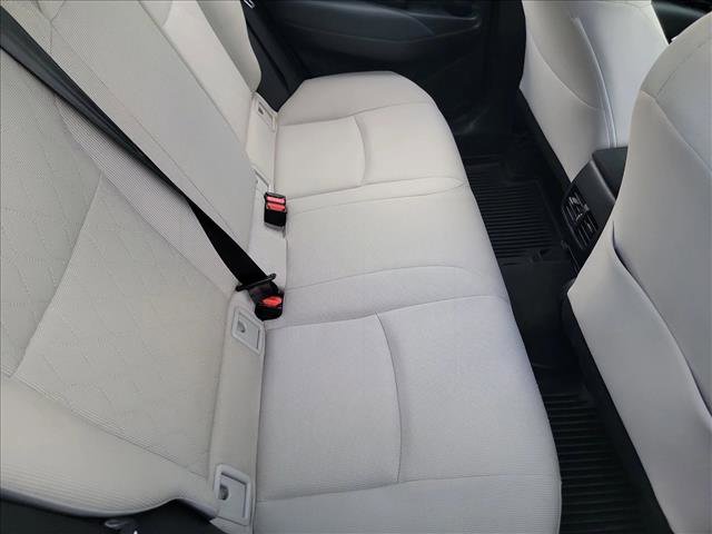 Used 2022 Toyota Corolla Cross LE w/ Moonroof Package image 16