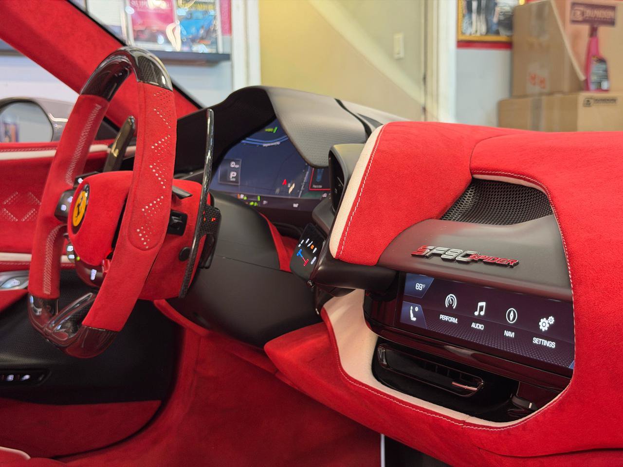 Used 2022 Ferrari SF90 Spider AWD/4WD image 29