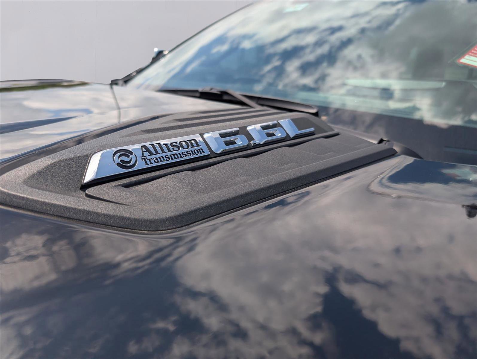 Used 2024 Chevrolet Silverado 2500 High Country w/ High Country Premium Package image 36