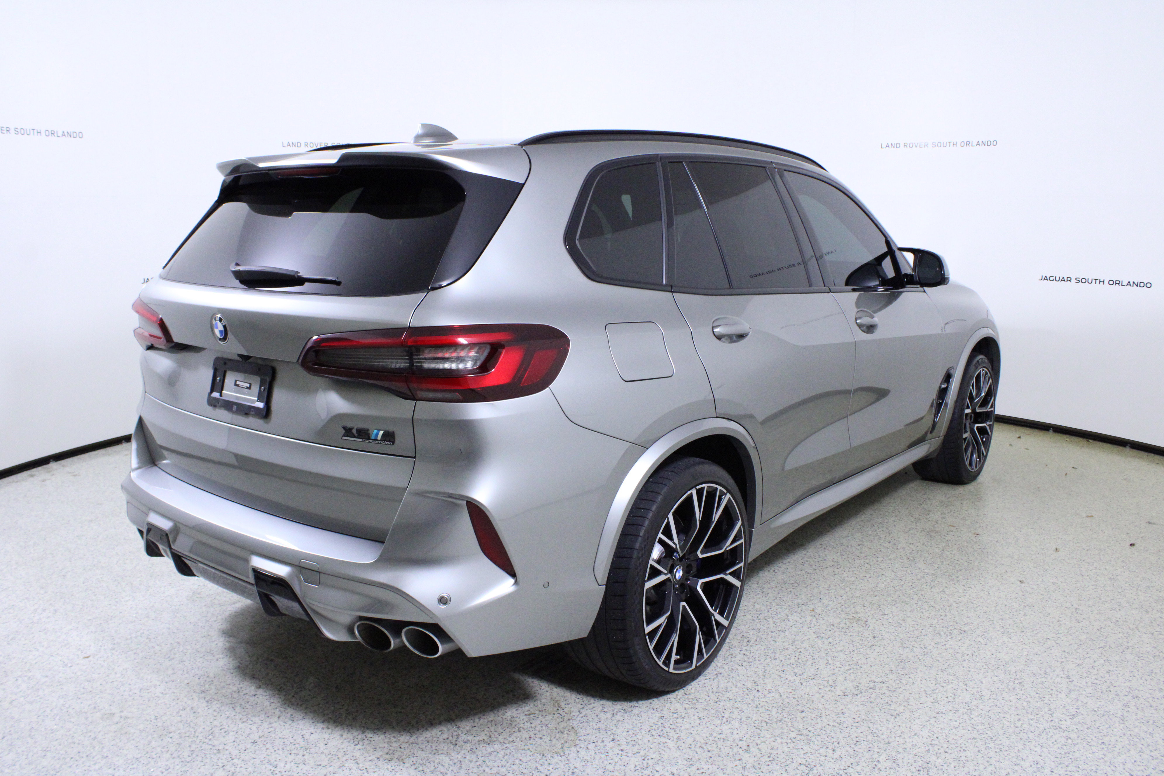 Used 2022 BMW X5 M w/ Executive Package image 7