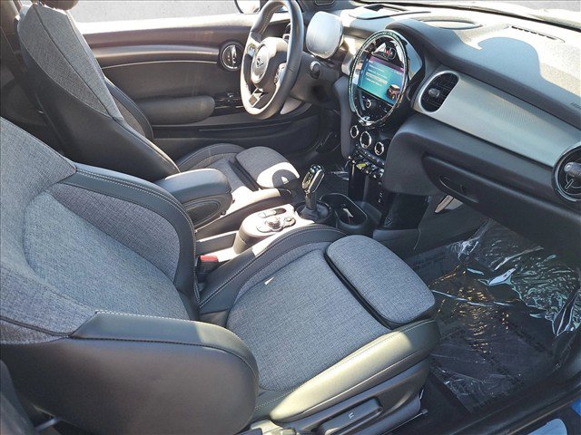 Used 2024 MINI Cooper SE FWD image 22