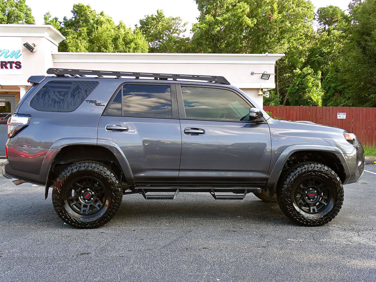 Used 2021 Toyota 4Runner TRD Off-Road Premium w/ Moonroof Package AWD/4WD image 9