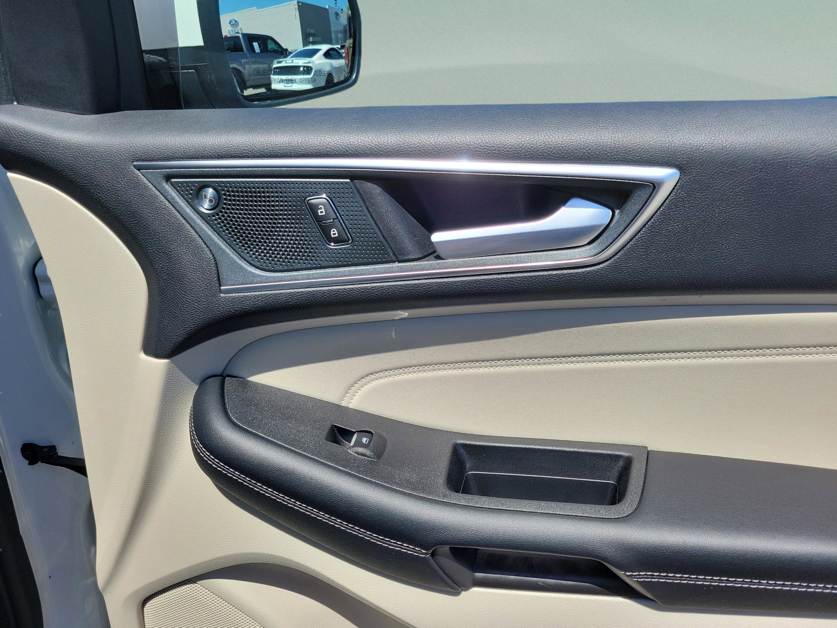 Used 2024 Ford Edge Titanium w/ Cargo Accessory Package AWD/4WD image 29