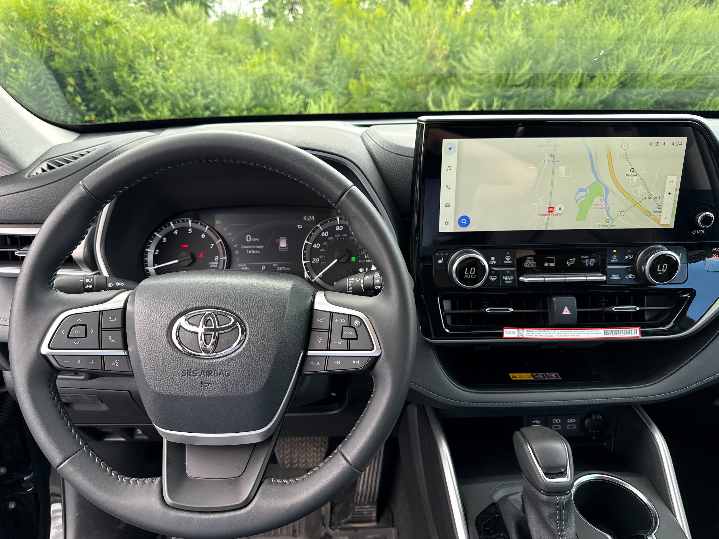Certified 2026 Toyota Highlander XLE AWD/4WD image 3