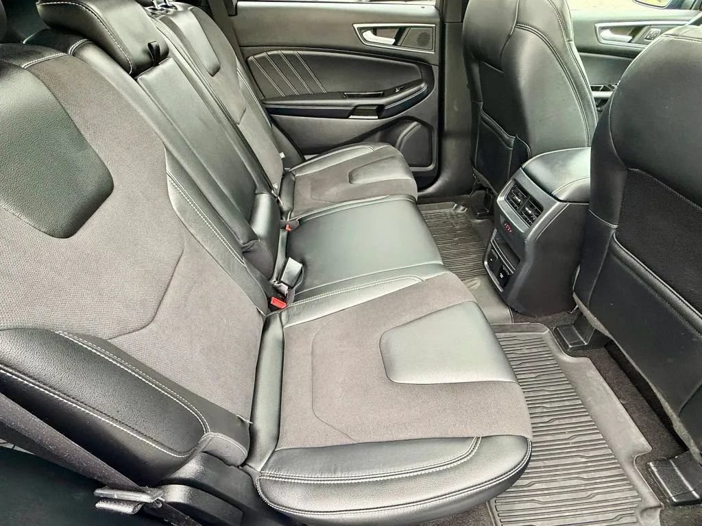 Used 2019 Ford Edge ST w/ Equipment Group 401A AWD/4WD image 16