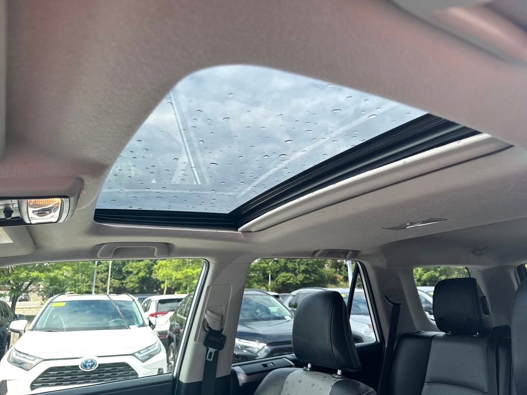 Used 2022 Toyota 4Runner SR5 Premium image 3